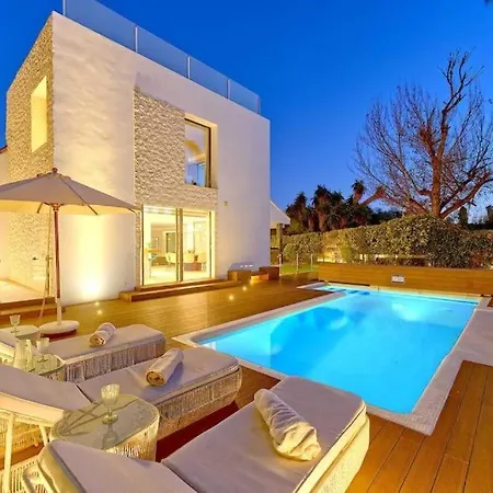 Luxury New Modern Pue Apartment