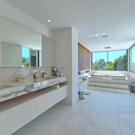 Luxury New Modern Pue Apartment *